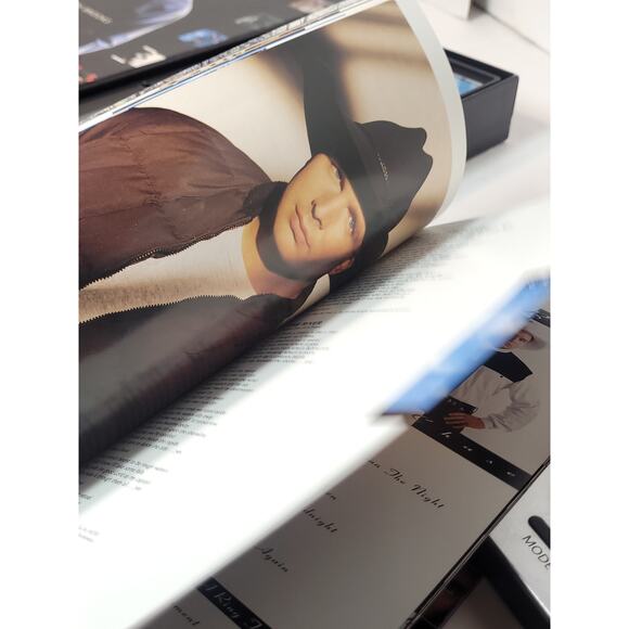 1998 Garth Brooks CD's The Ultimate Collection (CDs Like New) - Picture 16 of 16